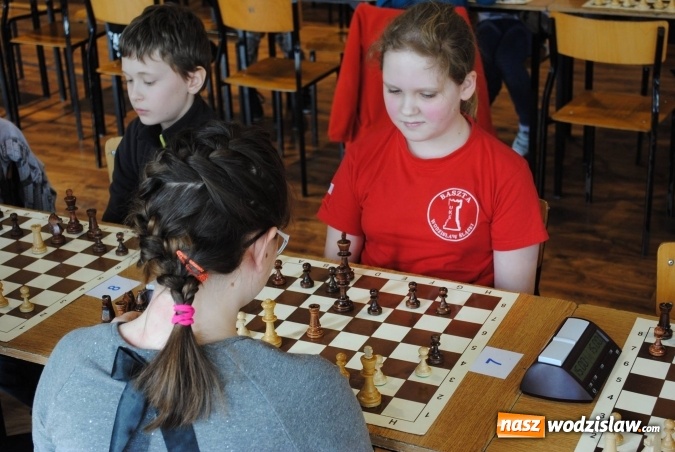 Zdjęcie w galerii na portalu naszwodzislaw.com: Szachy zdominowały radliński MOSIR wiadomości z regionu