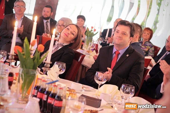 Zdjęcie w galerii na portalu naszwodzislaw.com: Ludzie kultury i sportu nagrodzeni. Uroczysta Gala w hotelu Amadeus wiadomości z regionu