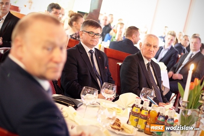 Zdjęcie w galerii na portalu naszwodzislaw.com: Ludzie kultury i sportu nagrodzeni. Uroczysta Gala w hotelu Amadeus wiadomości z regionu
