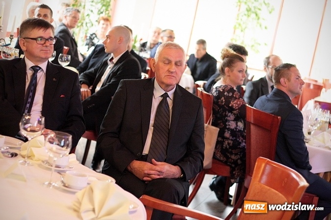 Zdjęcie w galerii na portalu naszwodzislaw.com: Ludzie kultury i sportu nagrodzeni. Uroczysta Gala w hotelu Amadeus wiadomości z regionu