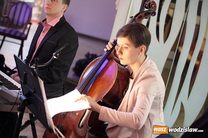 Zdjęcie w galerii na portalu naszwodzislaw.com: Ludzie kultury i sportu nagrodzeni. Uroczysta Gala w hotelu Amadeus wiadomości z regionu