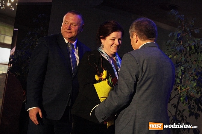 Zdjęcie w galerii na portalu naszwodzislaw.com: Ludzie kultury i sportu nagrodzeni. Uroczysta Gala w hotelu Amadeus wiadomości z regionu