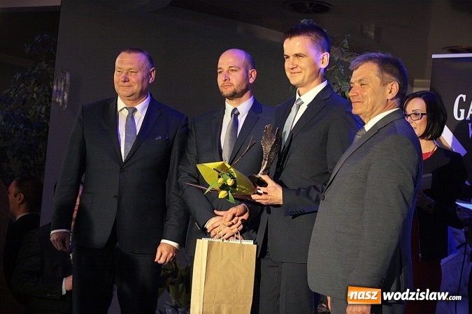 Zdjęcie w galerii na portalu naszwodzislaw.com: Ludzie kultury i sportu nagrodzeni. Uroczysta Gala w hotelu Amadeus wiadomości z regionu