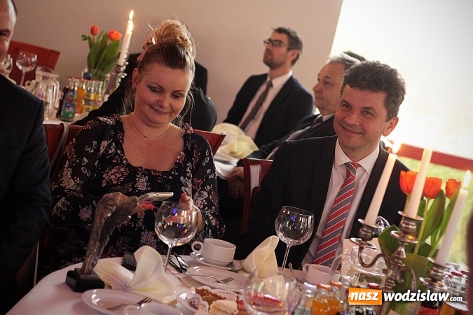 Zdjęcie w galerii na portalu naszwodzislaw.com: Ludzie kultury i sportu nagrodzeni. Uroczysta Gala w hotelu Amadeus wiadomości z regionu