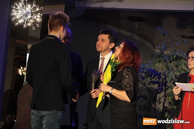 Zdjęcie w galerii na portalu naszwodzislaw.com: Ludzie kultury i sportu nagrodzeni. Uroczysta Gala w hotelu Amadeus wiadomości z regionu