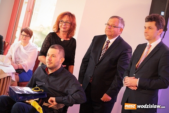 Zdjęcie w galerii na portalu naszwodzislaw.com: Ludzie kultury i sportu nagrodzeni. Uroczysta Gala w hotelu Amadeus wiadomości z regionu