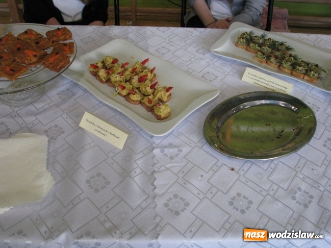 Zdjęcie w galerii na portalu naszwodzislaw.com: Wiosenne rewolucje w wodzisławskim Ekonomiku, czyli Dzień Otwartych Drzwi wiadomości z regionu