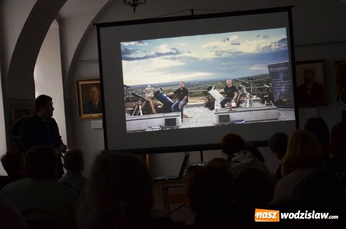 Zdjęcie w galerii na portalu naszwodzislaw.com: Piękno we wszechświecie. Wystawa fotografii w wodzisławskim Muzeum wiadomości z regionu