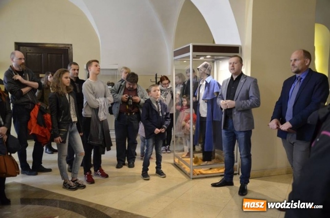 Zdjęcie w galerii na portalu naszwodzislaw.com: Piękno we wszechświecie. Wystawa fotografii w wodzisławskim Muzeum wiadomości z regionu