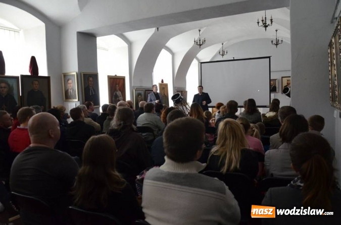 Zdjęcie w galerii na portalu naszwodzislaw.com: Piękno we wszechświecie. Wystawa fotografii w wodzisławskim Muzeum wiadomości z regionu