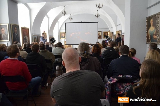 Zdjęcie w galerii na portalu naszwodzislaw.com: Piękno we wszechświecie. Wystawa fotografii w wodzisławskim Muzeum wiadomości z regionu