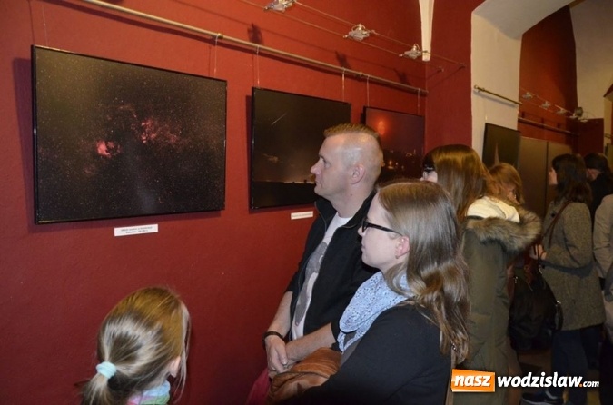 Zdjęcie w galerii na portalu naszwodzislaw.com: Piękno we wszechświecie. Wystawa fotografii w wodzisławskim Muzeum wiadomości z regionu