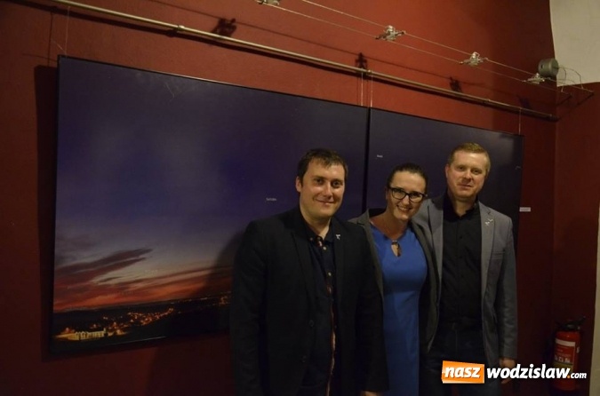 Zdjęcie w galerii na portalu naszwodzislaw.com: Piękno we wszechświecie. Wystawa fotografii w wodzisławskim Muzeum wiadomości z regionu