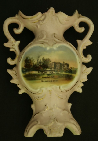 Zdjęcie w galerii na portalu naszwodzislaw.com: Wazonik z kadrem Wodzisławia wiadomości z regionu