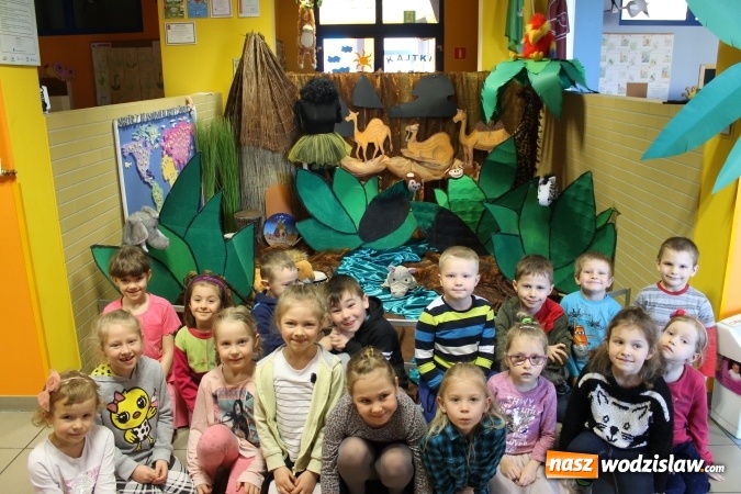 Zdjęcie w galerii na portalu naszwodzislaw.com: Dzieci z rydułtowskiego Przedszkola numer 1 wybrały się do... Afryki wiadomości z regionu