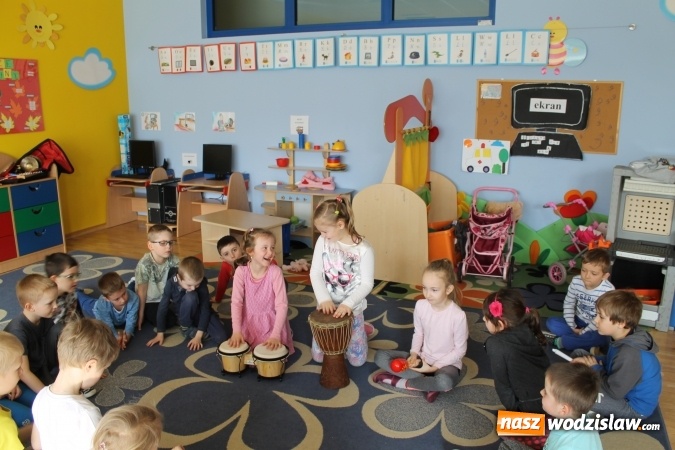 Zdjęcie w galerii na portalu naszwodzislaw.com: Dzieci z rydułtowskiego Przedszkola numer 1 wybrały się do... Afryki wiadomości z regionu