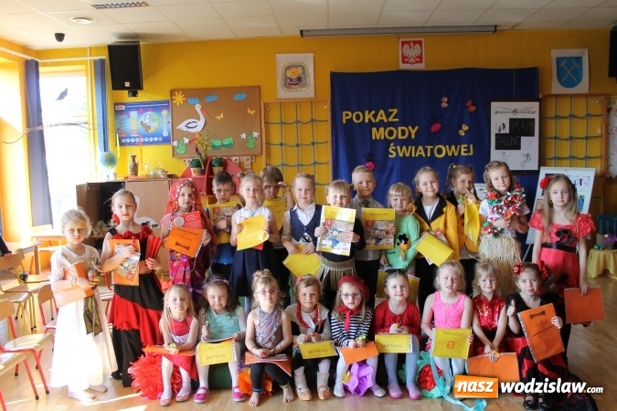 Zdjęcie w galerii na portalu naszwodzislaw.com: Dzieci z rydułtowskiego Przedszkola numer 1 wybrały się do... Afryki wiadomości z regionu