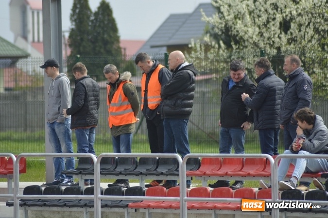 Zdjęcie w galerii na portalu naszwodzislaw.com: Klasa okręgowa: W starciu Naprzodów lepszy ten z Borucina wiadomości z regionu