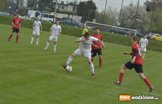 Zdjęcie w galerii na portalu naszwodzislaw.com: Klasa okręgowa: W starciu Naprzodów lepszy ten z Borucina wiadomości z regionu