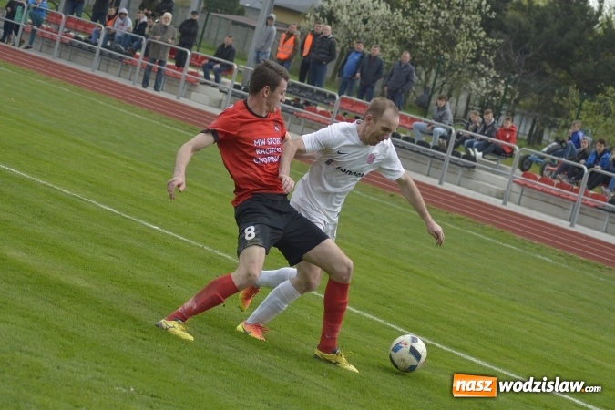 Zdjęcie w galerii na portalu naszwodzislaw.com: Klasa okręgowa: W starciu Naprzodów lepszy ten z Borucina wiadomości z regionu