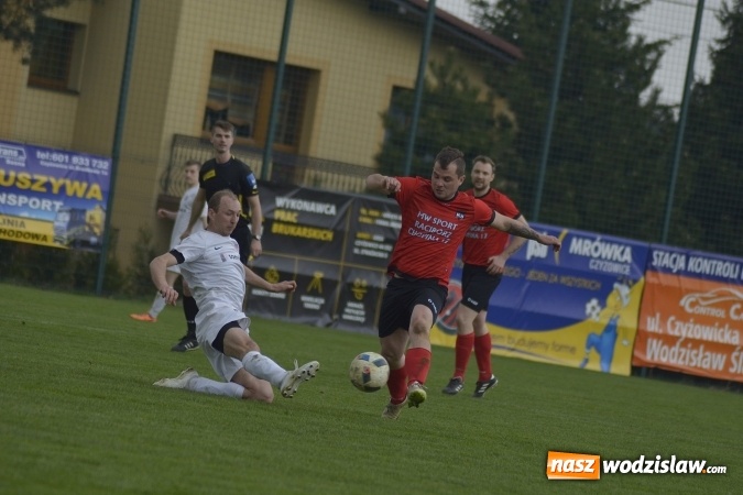 Zdjęcie w galerii na portalu naszwodzislaw.com: Klasa okręgowa: W starciu Naprzodów lepszy ten z Borucina wiadomości z regionu