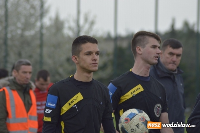 Zdjęcie w galerii na portalu naszwodzislaw.com: Klasa okręgowa: W starciu Naprzodów lepszy ten z Borucina wiadomości z regionu