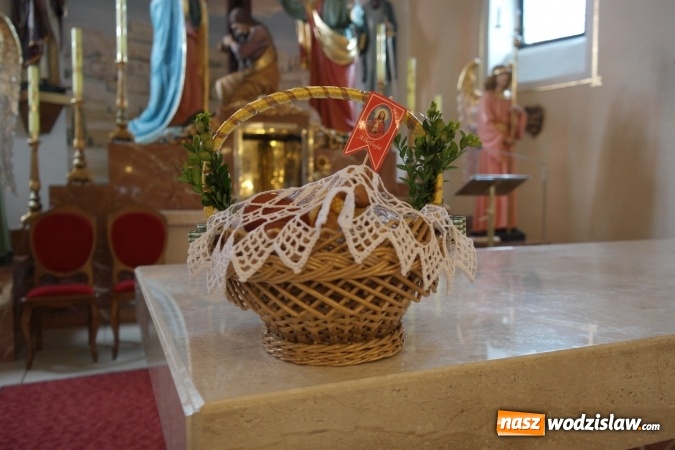 Zdjęcie w galerii na portalu naszwodzislaw.com: Święcenie pokarmów w Zawadzie  wiadomości z regionu