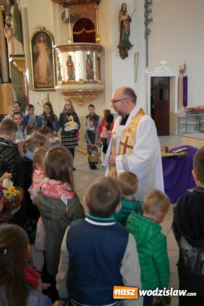 Zdjęcie w galerii na portalu naszwodzislaw.com: Święcenie pokarmów w Zawadzie  wiadomości z regionu