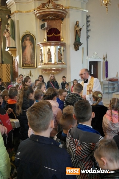 Zdjęcie w galerii na portalu naszwodzislaw.com: Święcenie pokarmów w Zawadzie  wiadomości z regionu