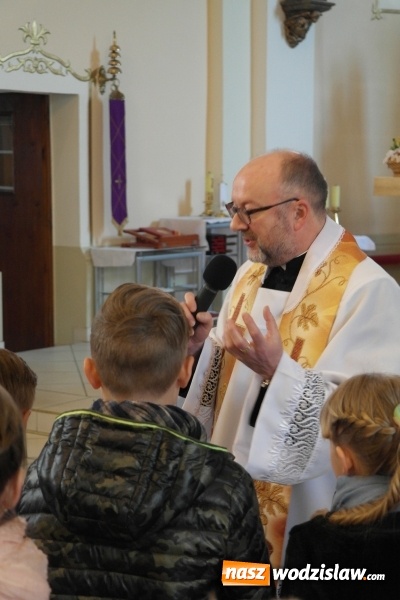 Zdjęcie w galerii na portalu naszwodzislaw.com: Święcenie pokarmów w Zawadzie  wiadomości z regionu