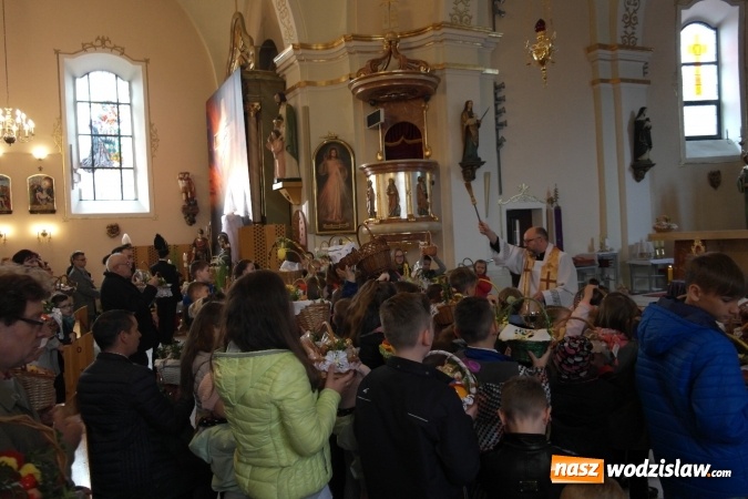 Zdjęcie w galerii na portalu naszwodzislaw.com: Święcenie pokarmów w Zawadzie  wiadomości z regionu