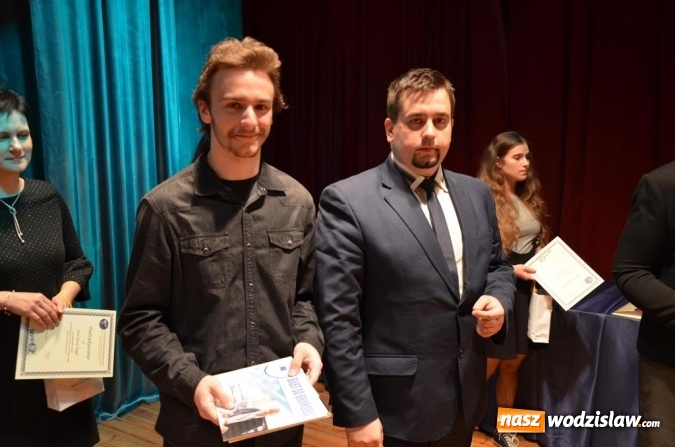 Zdjęcie w galerii na portalu naszwodzislaw.com: Znamy laureatów Konkursu Moja Sienkiewiczomania wiadomości z regionu