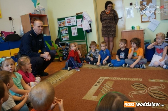 Zdjęcie w galerii na portalu naszwodzislaw.com: O bezpieczeństwie w Akademii Wesołych Bajtli wiadomości z regionu