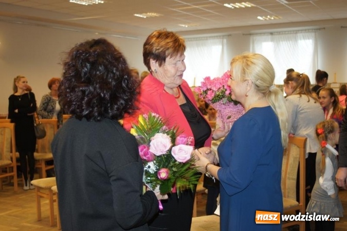 Zdjęcie w galerii na portalu naszwodzislaw.com: Obchody jubileuszu 10-lecia Świetlicy Środowiskowej w Połomi wiadomości z regionu