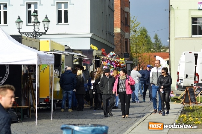 Zdjęcie w galerii na portalu naszwodzislaw.com: Food trucki zjechały się do Wodzisławia wiadomości z regionu
