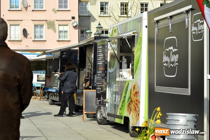 Zdjęcie w galerii na portalu naszwodzislaw.com: Food trucki zjechały się do Wodzisławia wiadomości z regionu