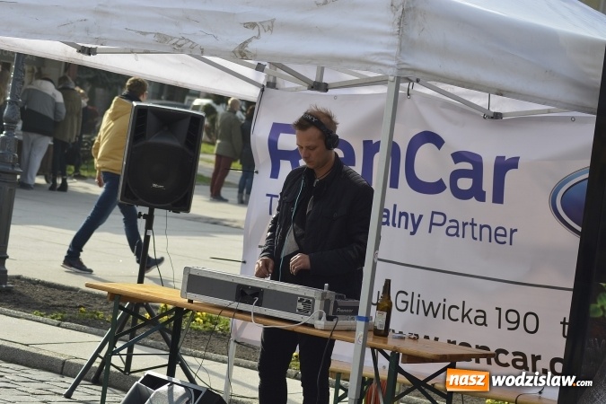 Zdjęcie w galerii na portalu naszwodzislaw.com: Food trucki zjechały się do Wodzisławia wiadomości z regionu