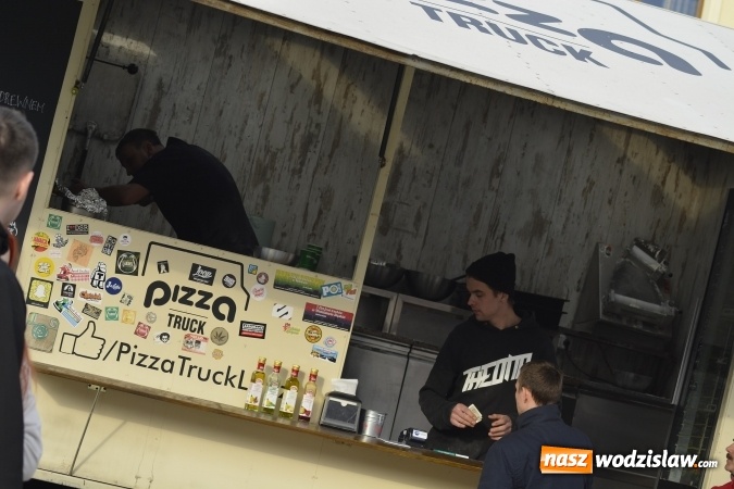 Zdjęcie w galerii na portalu naszwodzislaw.com: Food trucki zjechały się do Wodzisławia wiadomości z regionu
