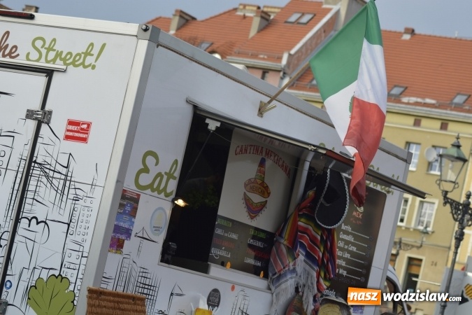 Zdjęcie w galerii na portalu naszwodzislaw.com: Food trucki zjechały się do Wodzisławia wiadomości z regionu