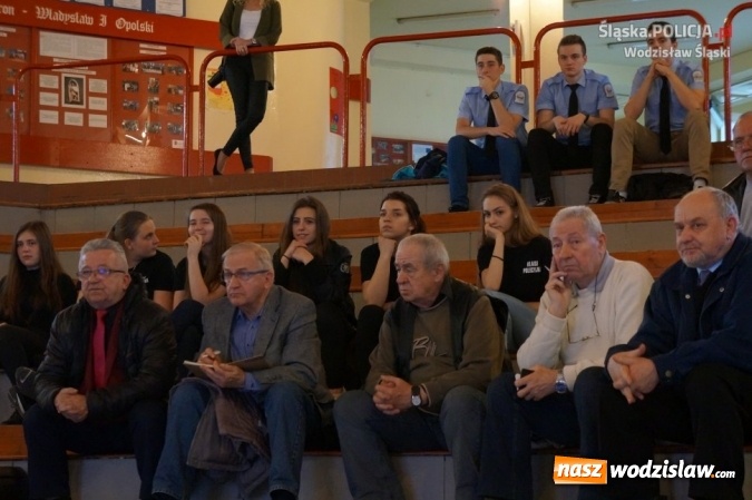 Zdjęcie w galerii na portalu naszwodzislaw.com:  Porozmawiajmy o bezpieczeństwie - możesz mieć na nie wpływ! Debata w Gimnazjum Mistrzostwa Sportowego  wiadomości z regionu