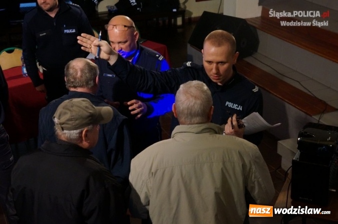 Zdjęcie w galerii na portalu naszwodzislaw.com:  Porozmawiajmy o bezpieczeństwie - możesz mieć na nie wpływ! Debata w Gimnazjum Mistrzostwa Sportowego  wiadomości z regionu