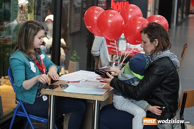 Zdjęcie w galerii na portalu naszwodzislaw.com: Weekendowa akcja Fundacji DKMS zakończona sukcesem. Zarejestrowało się ponad 600 osób wiadomości z regionu