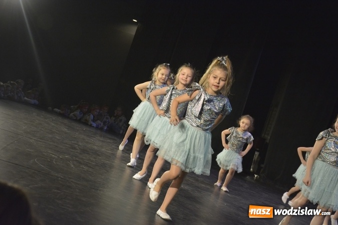 Zdjęcie w galerii na portalu naszwodzislaw.com: Gala Taneczna MIX 2017 - wyniki  wiadomości z regionu
