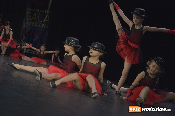 Zdjęcie w galerii na portalu naszwodzislaw.com: Gala Taneczna MIX 2017 - wyniki  wiadomości z regionu