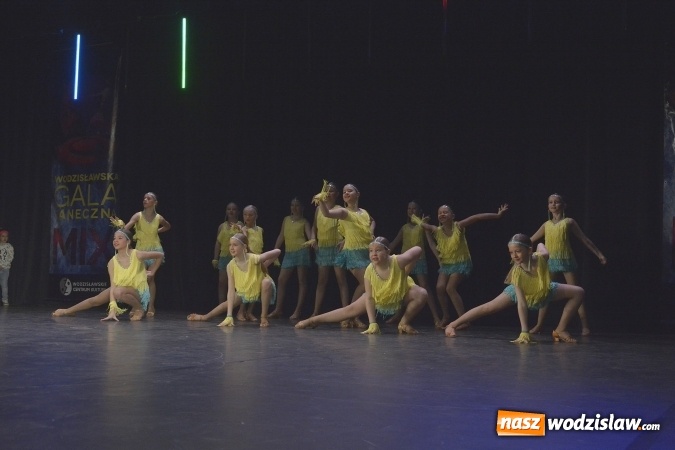 Zdjęcie w galerii na portalu naszwodzislaw.com: Gala Taneczna MIX 2017 - wyniki  wiadomości z regionu