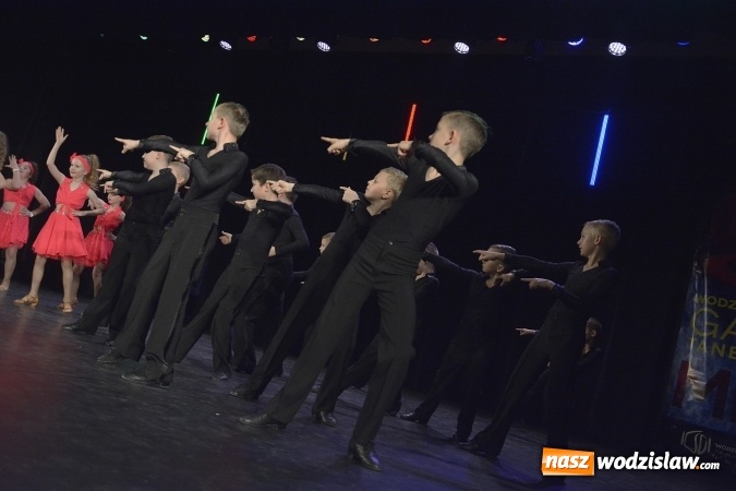 Zdjęcie w galerii na portalu naszwodzislaw.com: Gala Taneczna MIX 2017 - wyniki  wiadomości z regionu