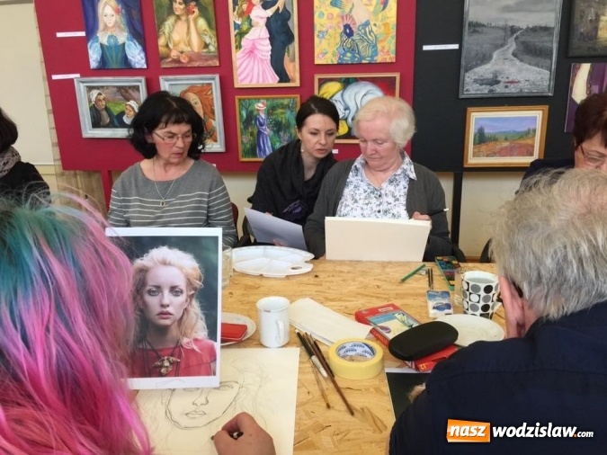 Zdjęcie w galerii na portalu naszwodzislaw.com: Akwarelowe warsztaty portretu z Kariną Jaźwińską w radlińskim MOK-u wiadomości z regionu