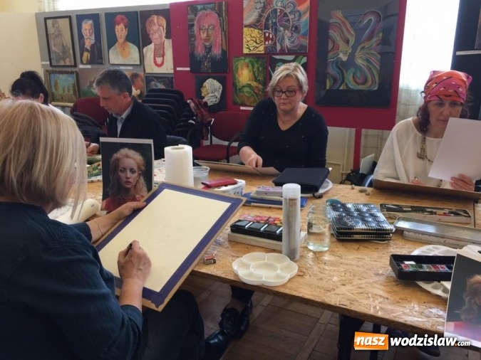 Zdjęcie w galerii na portalu naszwodzislaw.com: Akwarelowe warsztaty portretu z Kariną Jaźwińską w radlińskim MOK-u wiadomości z regionu