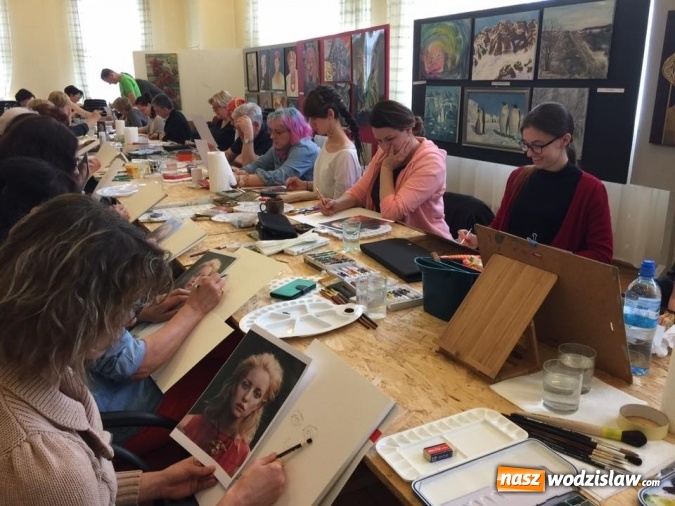 Zdjęcie w galerii na portalu naszwodzislaw.com: Akwarelowe warsztaty portretu z Kariną Jaźwińską w radlińskim MOK-u wiadomości z regionu