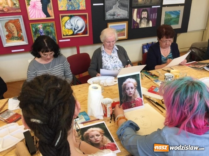 Zdjęcie w galerii na portalu naszwodzislaw.com: Akwarelowe warsztaty portretu z Kariną Jaźwińską w radlińskim MOK-u wiadomości z regionu